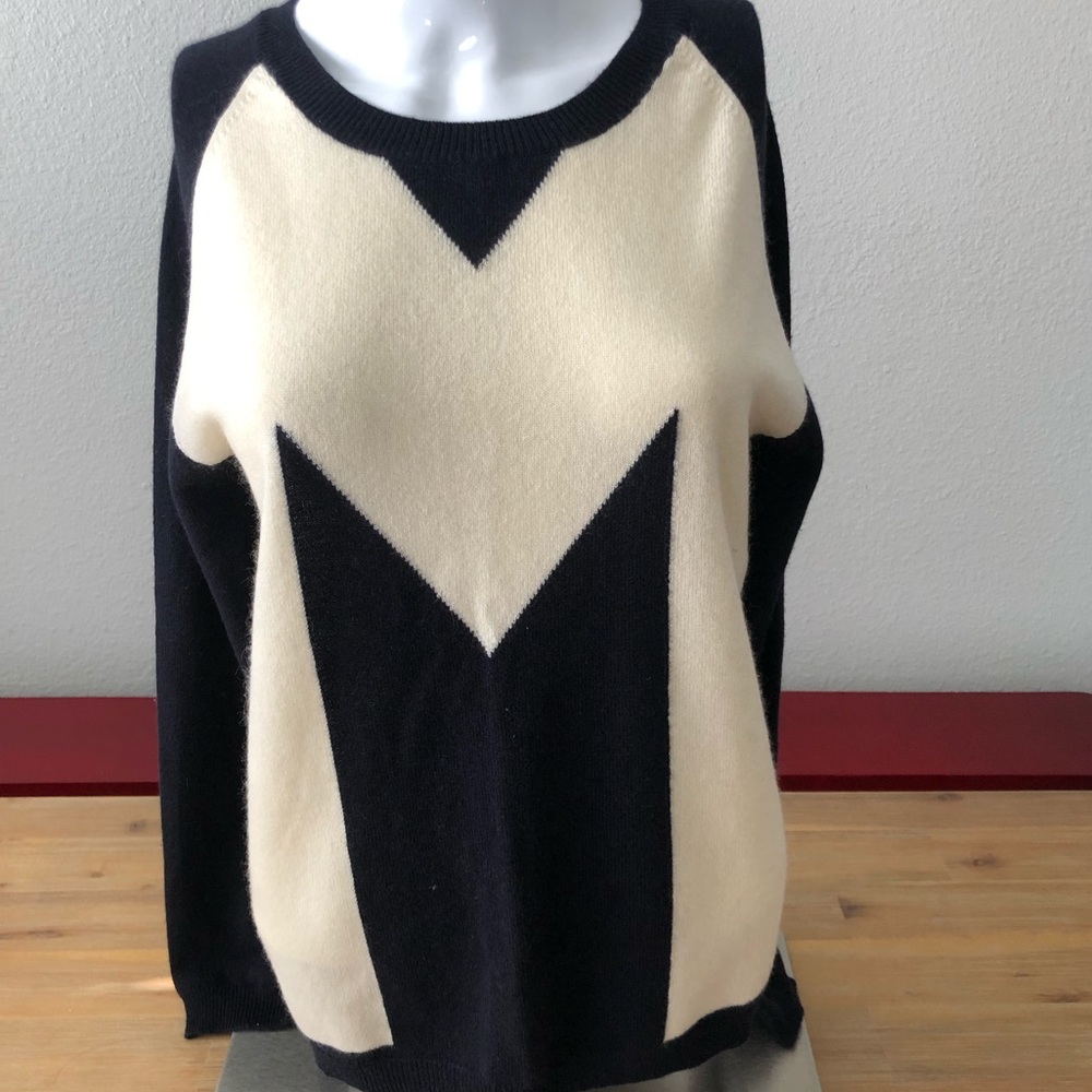 Chinti & Parker Cashmere “M” Sweater - One Size